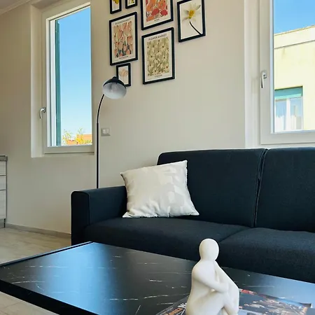 Enzo House