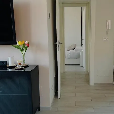 Enzo House Lägenhet Rom